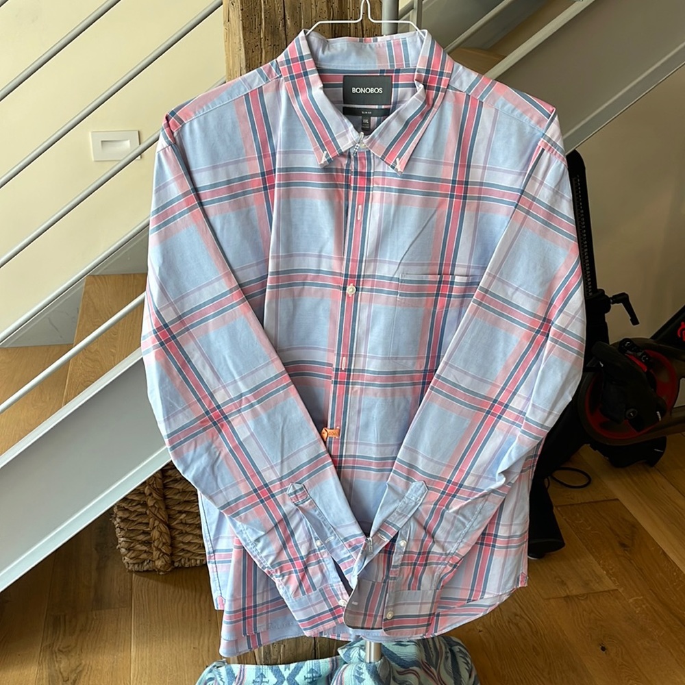 Bonobos Button Down Shirt. Slim Fit. XXL. Blue & Pink.